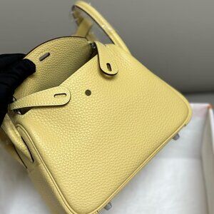 Classic Hermes Bag: A Stylish and Versatile Choice for Elegance